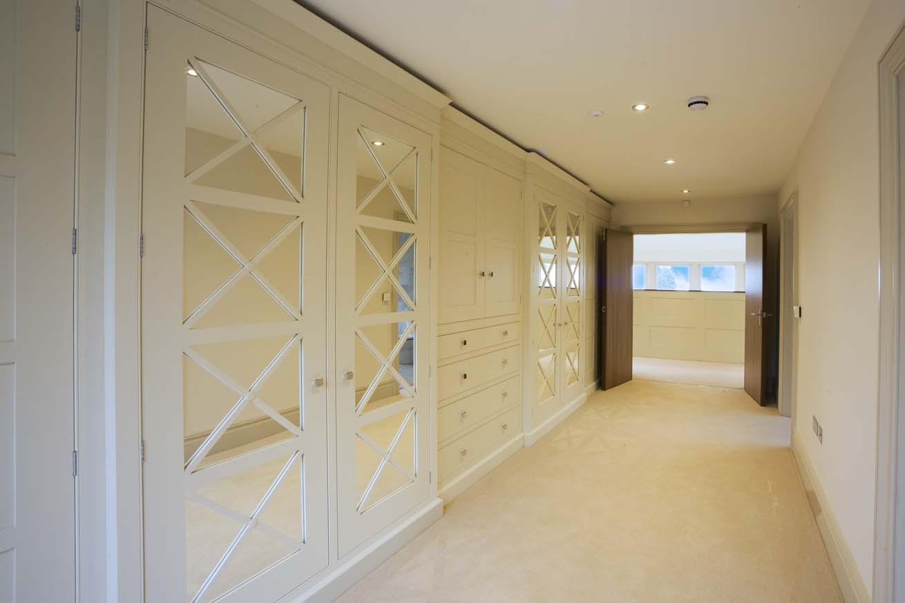 Creative Uses of Concealed Hinges in Home Design