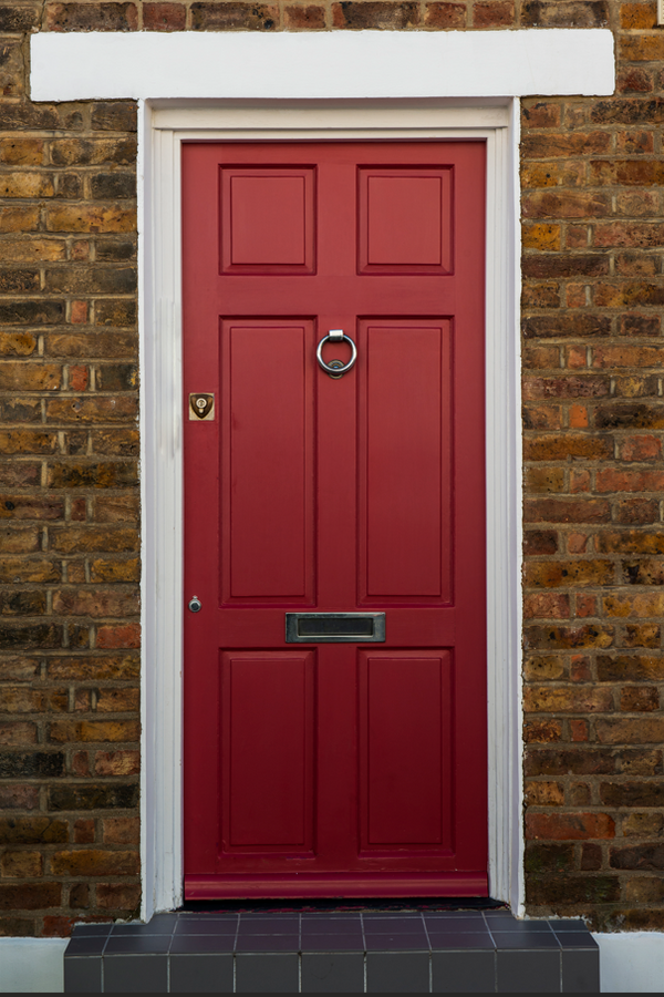 Elevating Property Appeal: The Impact of Bespoke Doors on Home Value and Aesthetics