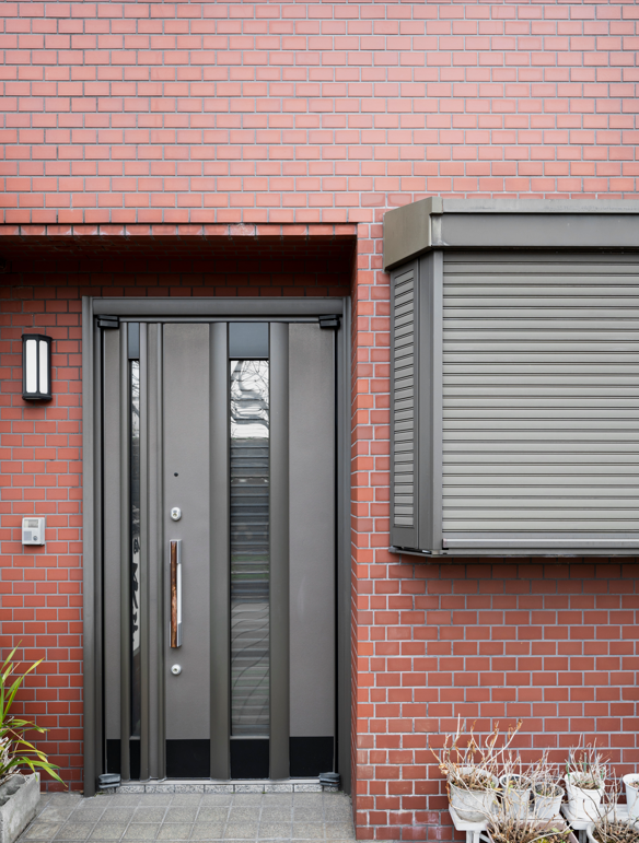 Why Choose Aluminium Doors for Security? A look at Turenwerke's Safety Features
