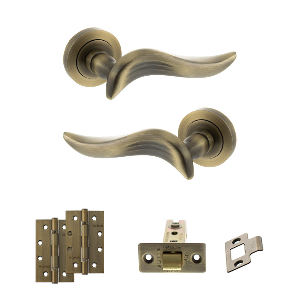 Old English Oxford Door Handle Pack (Latch Set - 2.5" CE Latch, 4" Slim Knuckle Hinges x2) - Matt Antique Brass