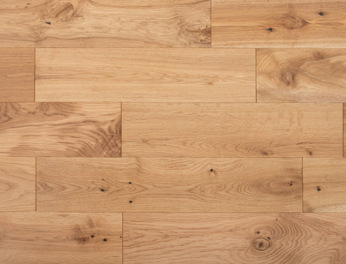 Cheyne Oak Smooth Plank Solid Wood Flooring | UV Lacquered | 125 x 300-1200 x 18mm