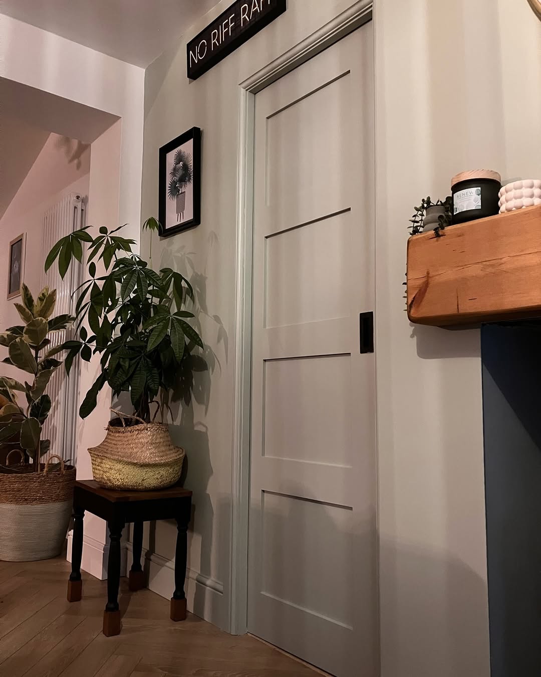 Pre-Assembled White Primed Coventry Fire Door Set