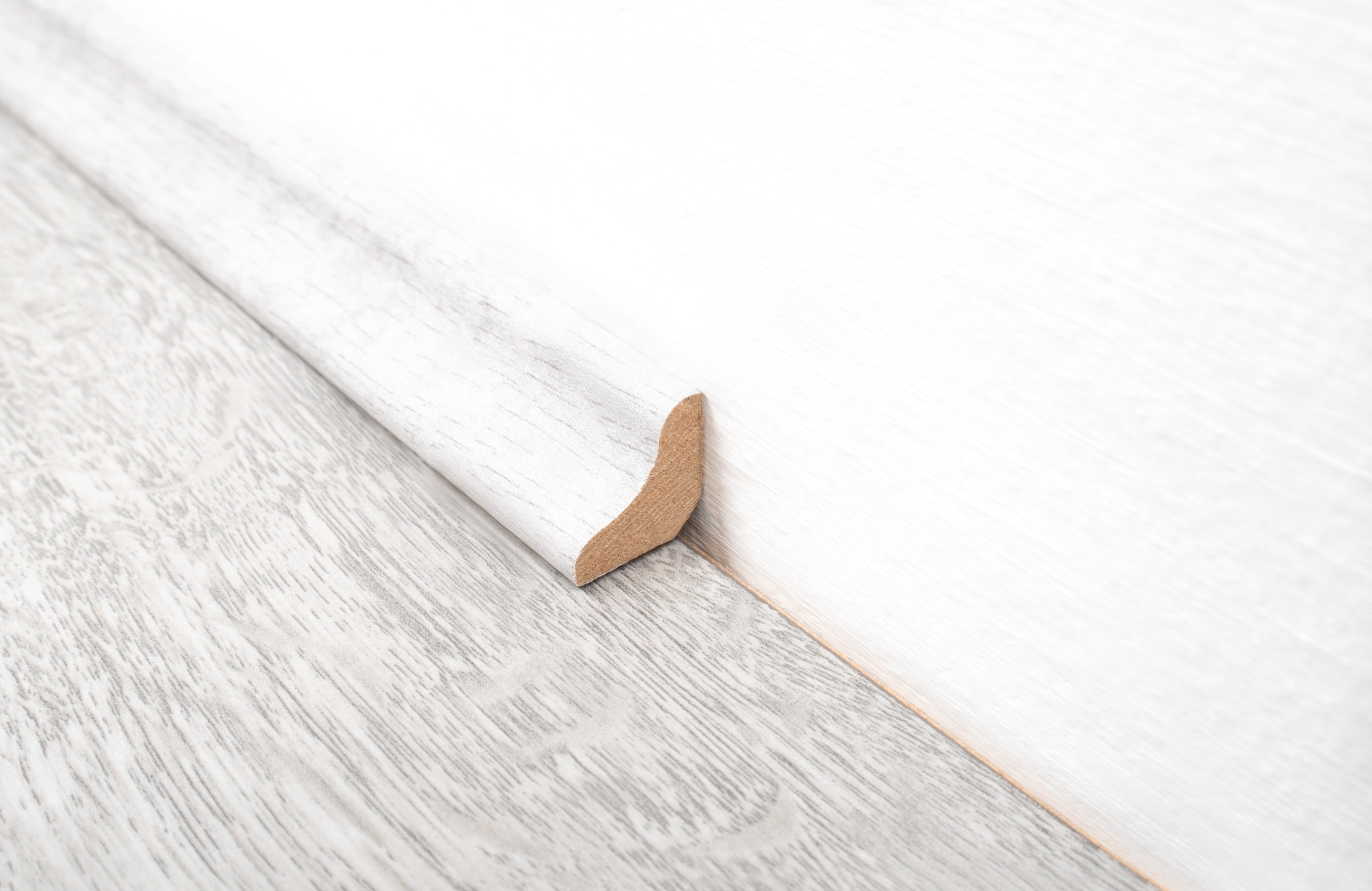 Silver Oak Laminate Beading 2400 x 18 x 18mm
