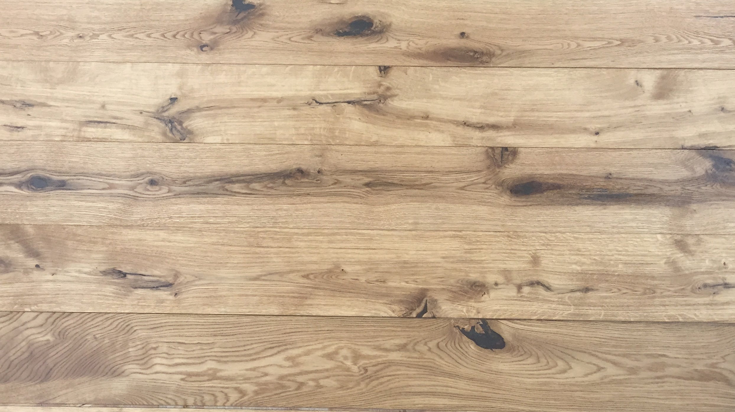 Xylo Victoria R71 Oak Rustic Brushed UV Oiled - 20 x 190 x 1900mm