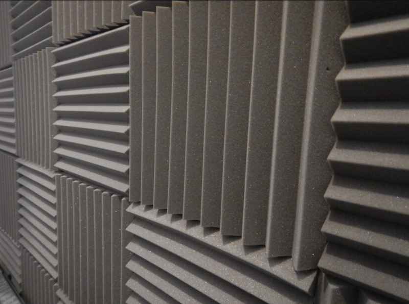 A Guide to Choosing the Right Acoustic Panels for Office Noise Reduction