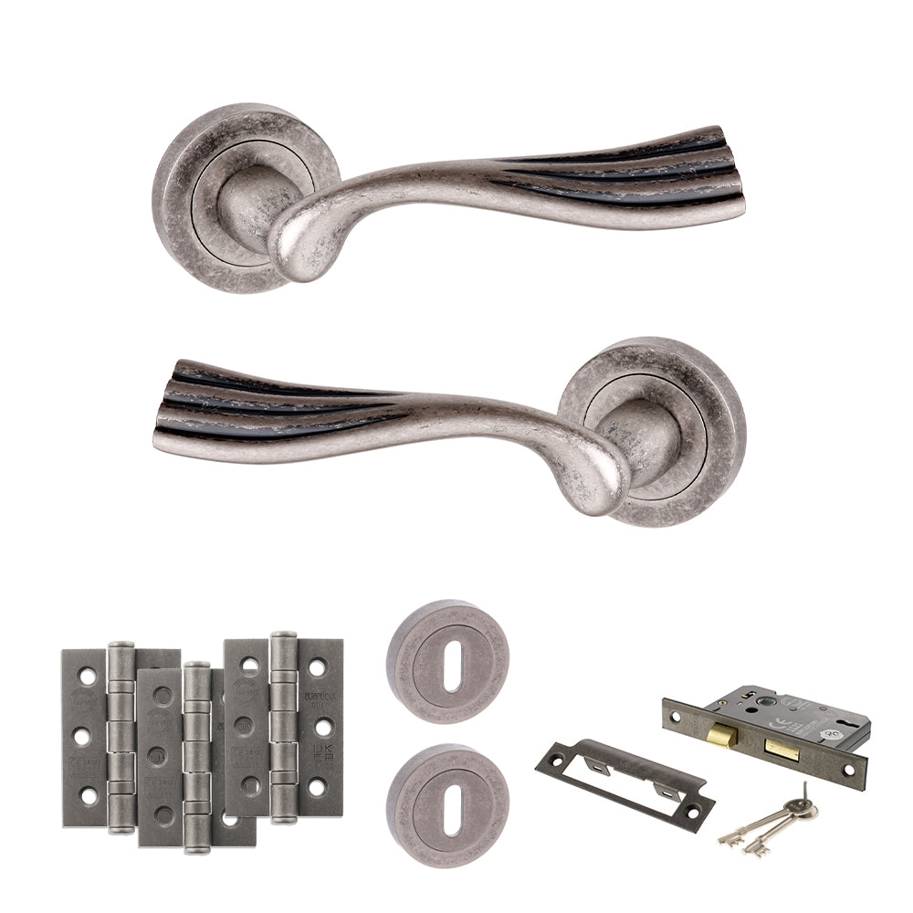 Atlantic OE110 Old English Richmond on Round Rose Door Handle Pack