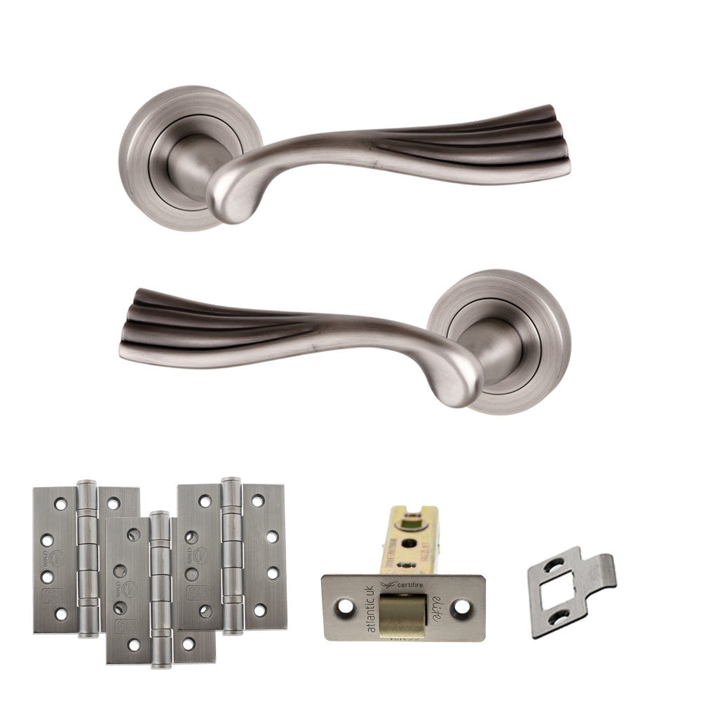 Atlantic OE110 Old English Richmond on Round Rose Door Handle Pack