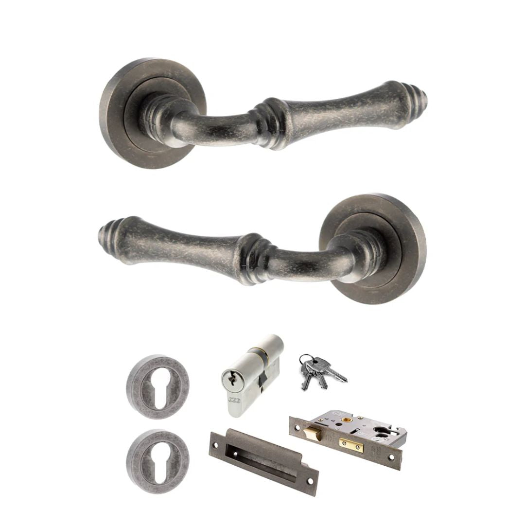 Atlantic OE127 Old English Durham on Round Rose Door Handle Pack