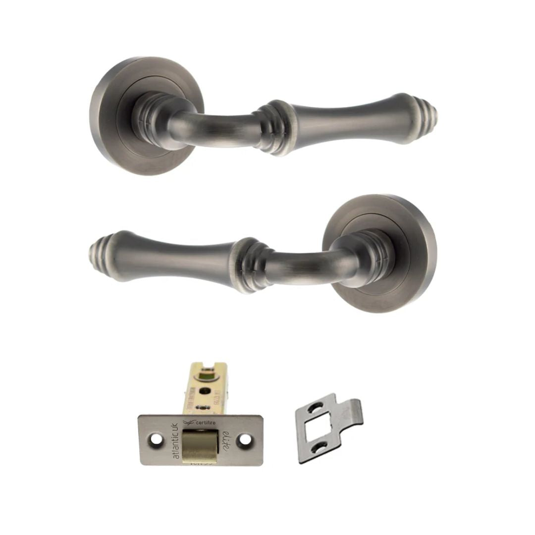 Atlantic OE127 Old English Durham on Round Rose Door Handle Pack