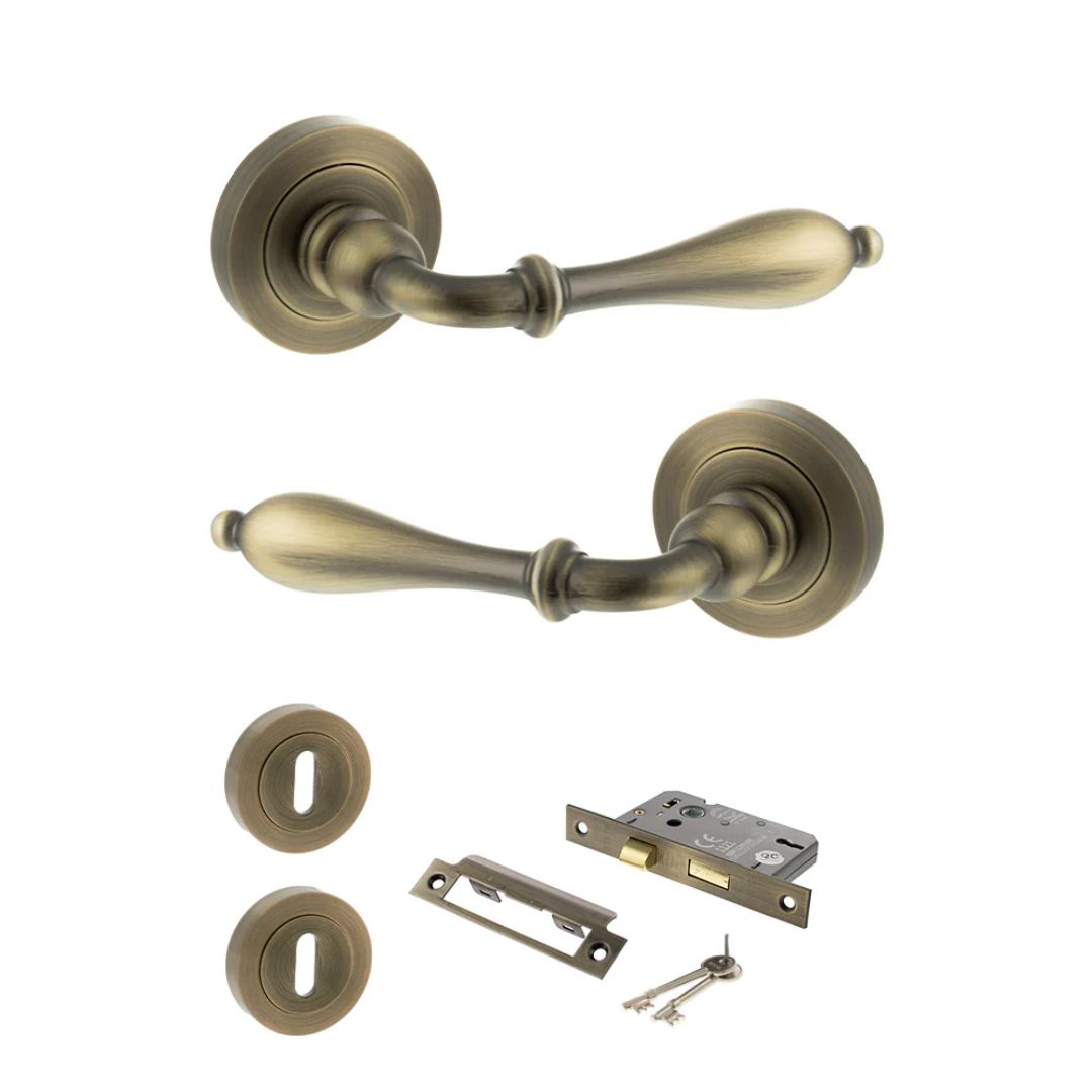 Atlantic OE142MAB Old English Wrexham on Round Rose Door Handle Pack
