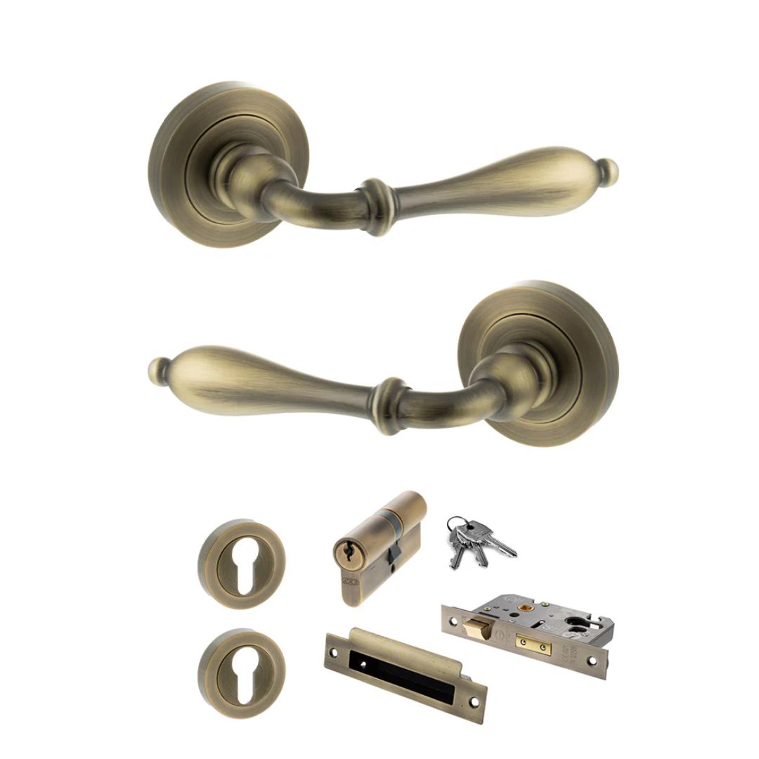 Atlantic OE142MAB Old English Wrexham on Round Rose Door Handle Pack