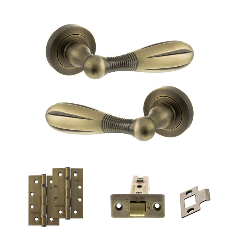 Old English Cambridge Door Handle Pack (Latch Set - 2.5" CE Latch, 4" Slim Knuckle Hinges x2) - Matt Antique Brass