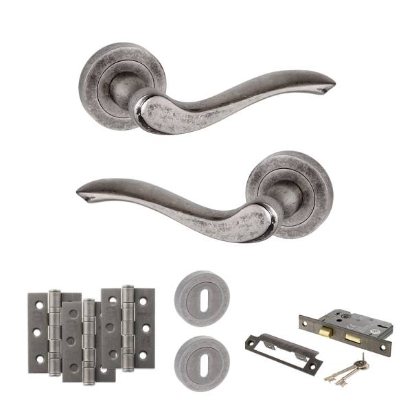 Atlantic OE178 Old English Warwick on Round Rose Door Handle Pack