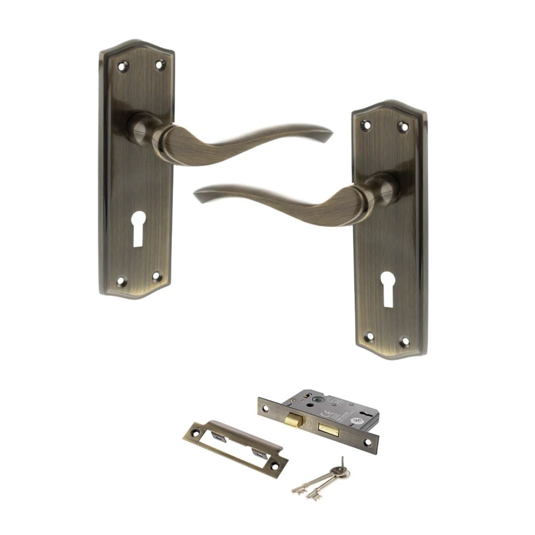 Atlantic OE178 Old English Warwick on Backplate Door Handle Pack