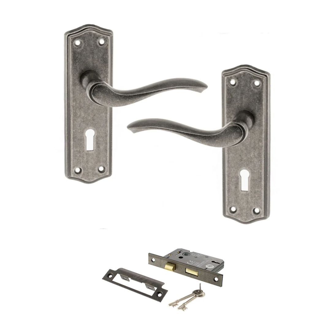 Atlantic OE178 Old English Warwick on Backplate Door Handle Pack