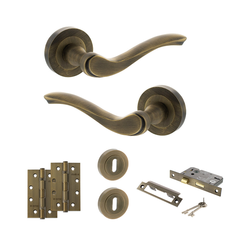 Old English Warwick Door Handle Pack (3 Lever Lock Set - 2.5" CE Sashlock, 4" Slim Knuckle Hinges x2) - Matt Antique Brass