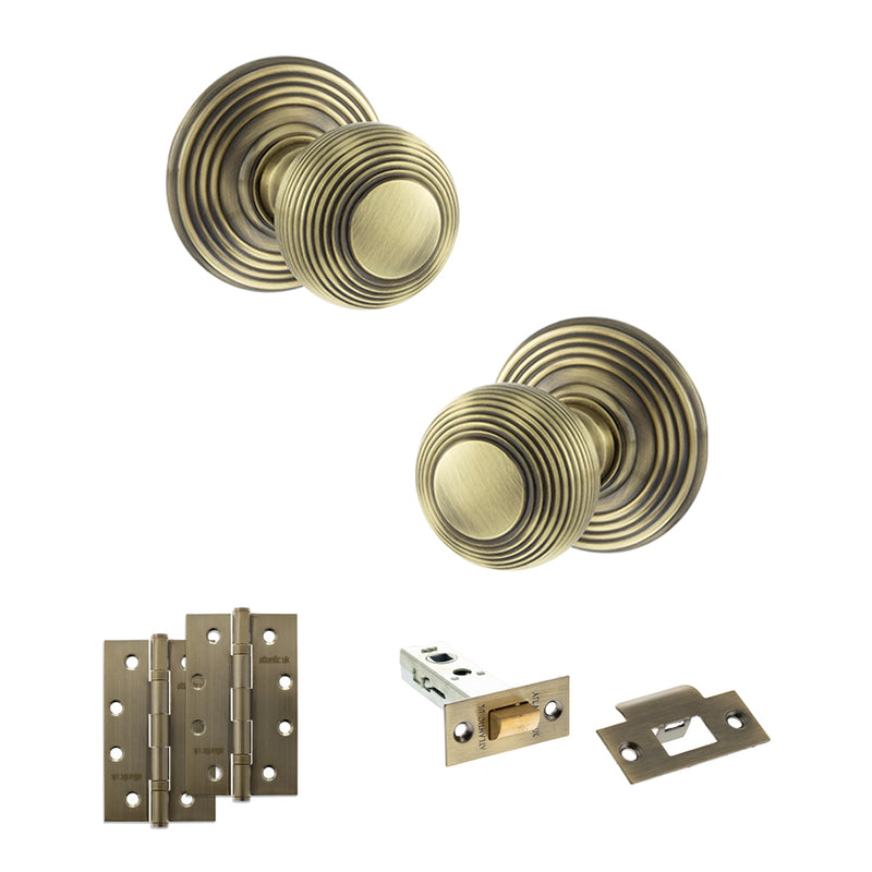 Old English Ripon Door Knob Pack (Latch Set - 3" HD Latch, 4" Slim Knuckle Hinges x2) - Antique Brass