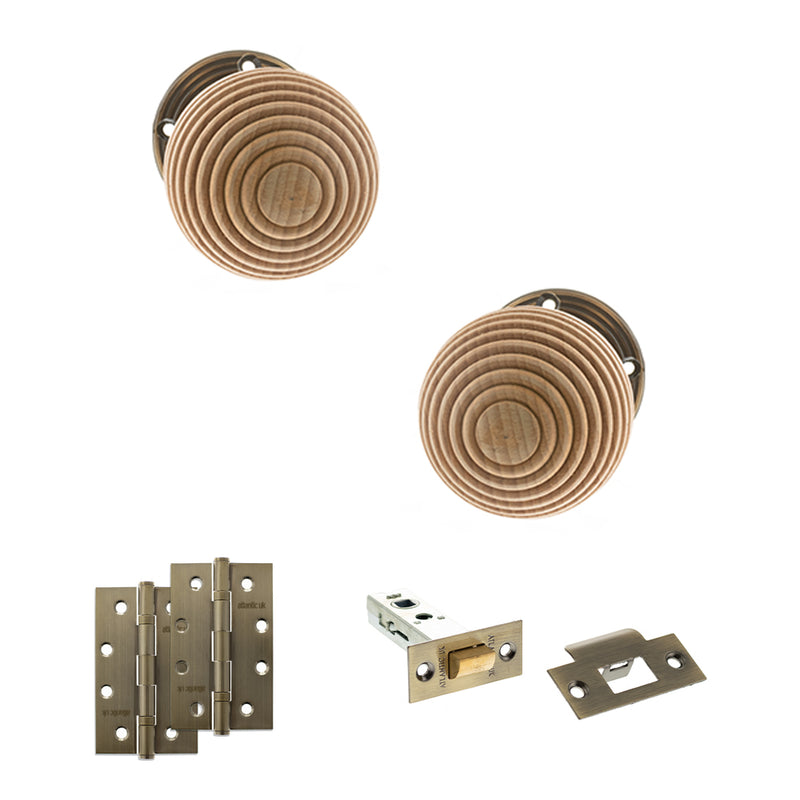 Old English Bridlington Door Knob Pack (Latch Set - 3" HD Latch, 4" Slim Knuckle Hinges x2) - Antique Brass