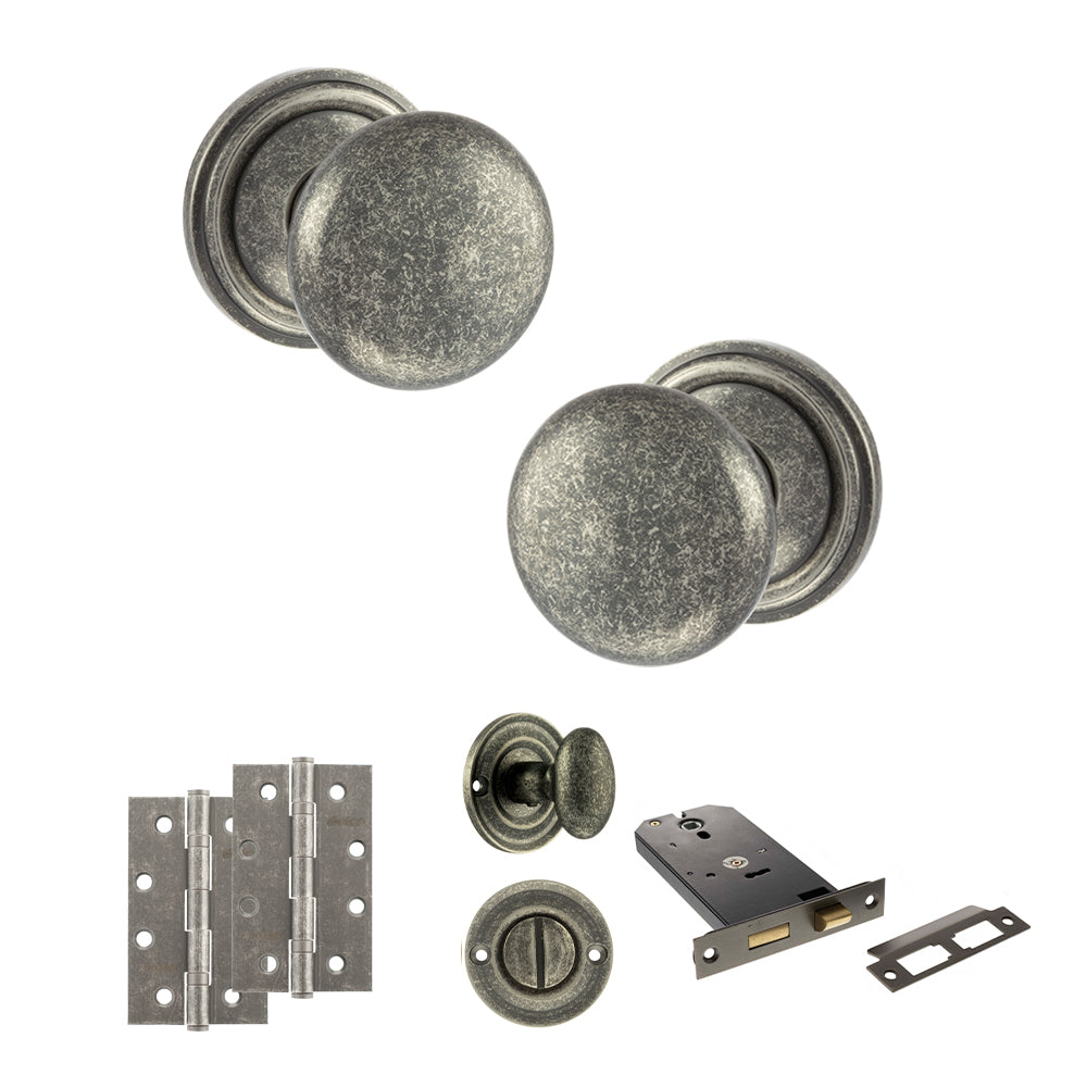 Old English Harrogate Door Knob Pack (Lock Set - Horizontal Bathlock, 4" Slim Knuckle Hinges x2) - Distressed Silver