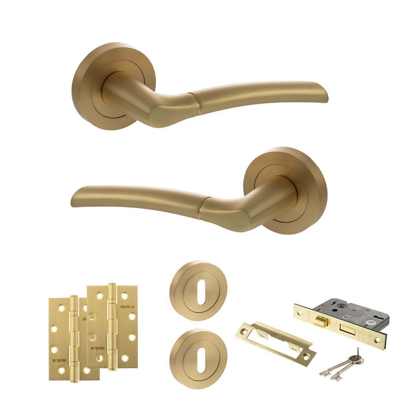 STATUS Indiana Door Handle Pack (3 Lever Lock Set - 2.5" CE Sashlock, 4" Slim Knuckle Hinges x2) - Satin Brass