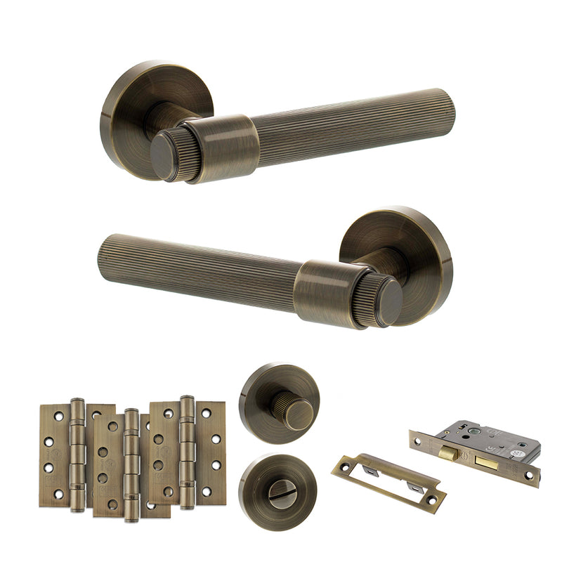Senza Pari Fasana Door Handle Pack (Bathroom Set - 3" CE Bathroom Lock, 4" Fire Rated Hinges x3) - Antique Brass