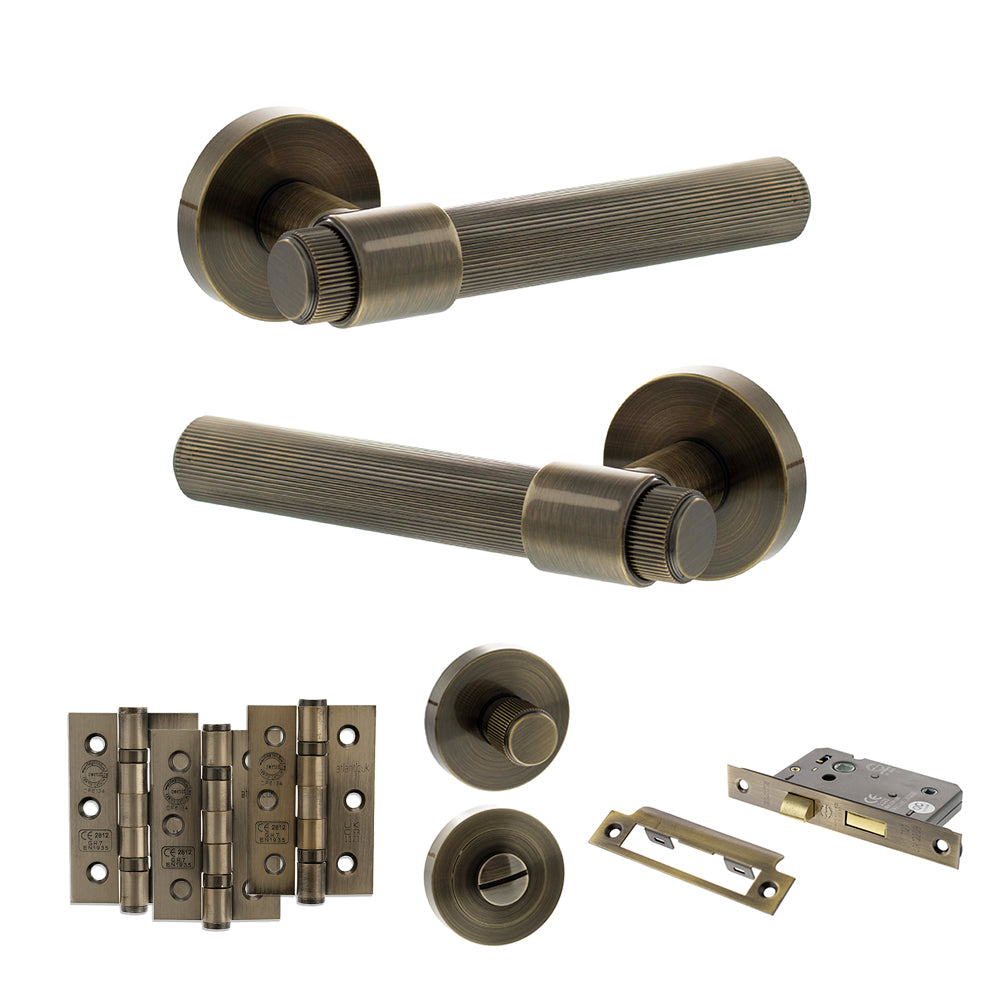 Senza Pari Fasana Door Handle Pack (Bathroom Set - 2.5" CE Bathroom Lock, 3" Premium Hinges x3) - Antique Brass