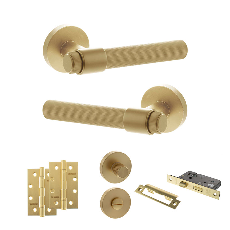 Senza Pari Fasana Door Handle Pack (Bathroom Set - 2.5" CE Bathroom Lock, 4" Slim Knuckle Hinges x2) - Satin Brass