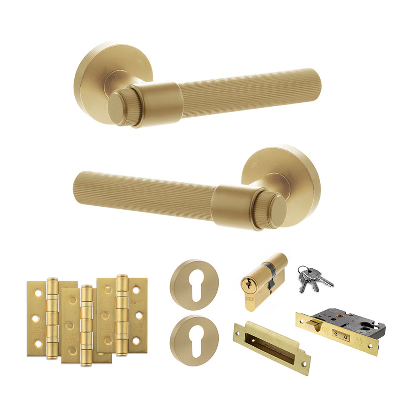 Senza Pari Fasana Door Handle Pack (Euro Lock Set - 2.5" CE Sashlock, 3" Fire Rated Hinges x3) - Satin Brass