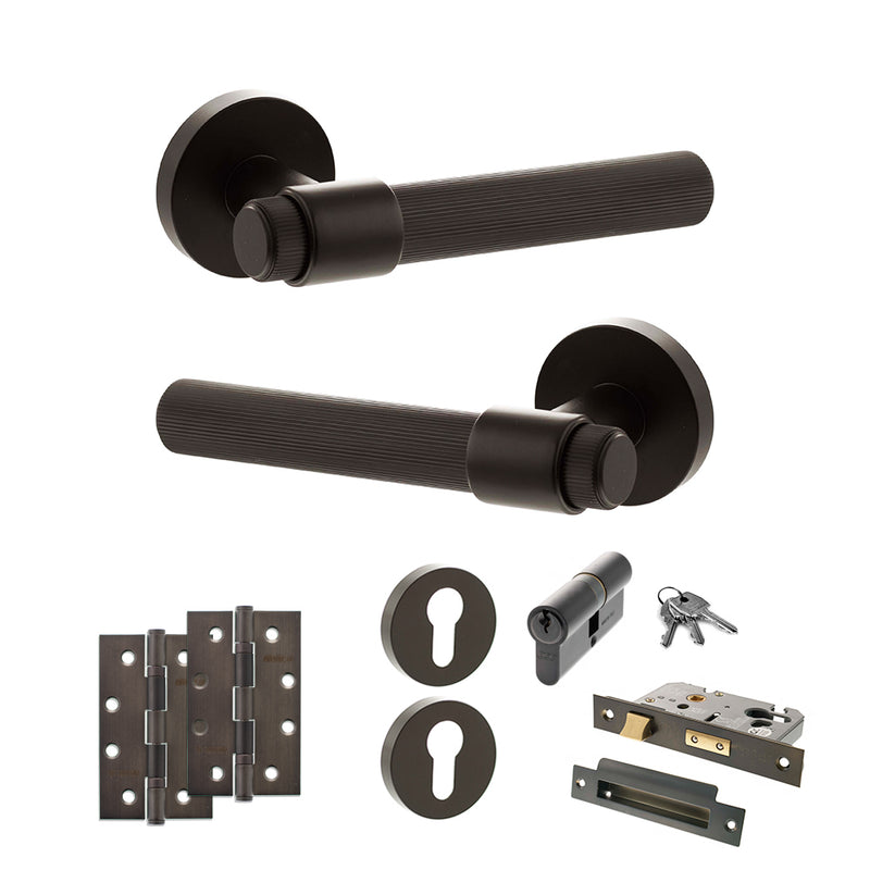 Senza Pari Fasana Door Handle Pack (Euro Lock Set - 2.5" CE Sashlock, 4" Slim Knuckle Hinges x2) - Urban Dark Bronze