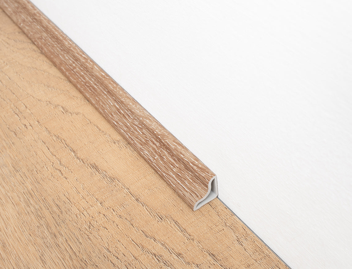 Honeygrain Oak SPC Vinyl Beading 2400 x 28 x 15mm