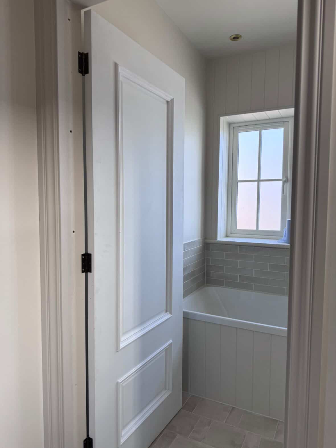Deanta Sandringham White Primed Door