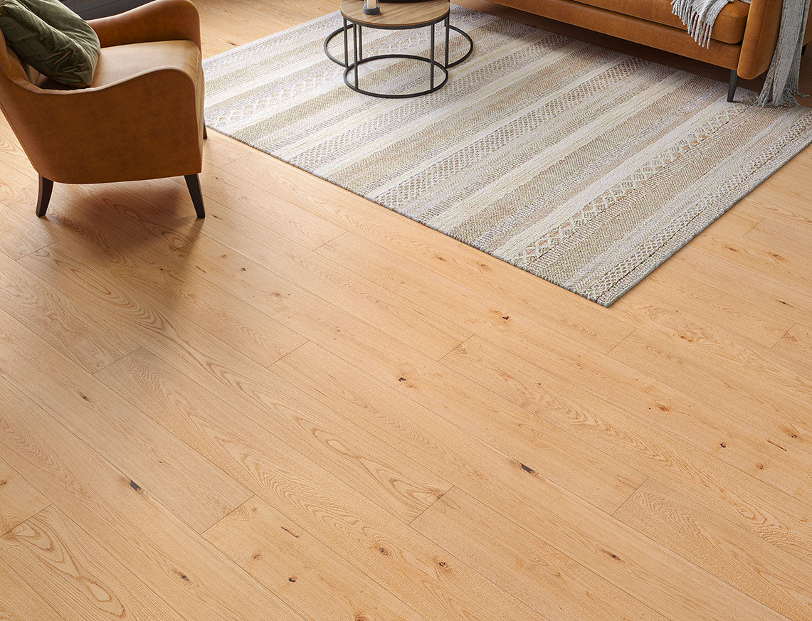 Auckland Oak Natural Smooth Plank Engineered Wood Flooring | UV Lacquered | 190 x 1900 x 20/6mm