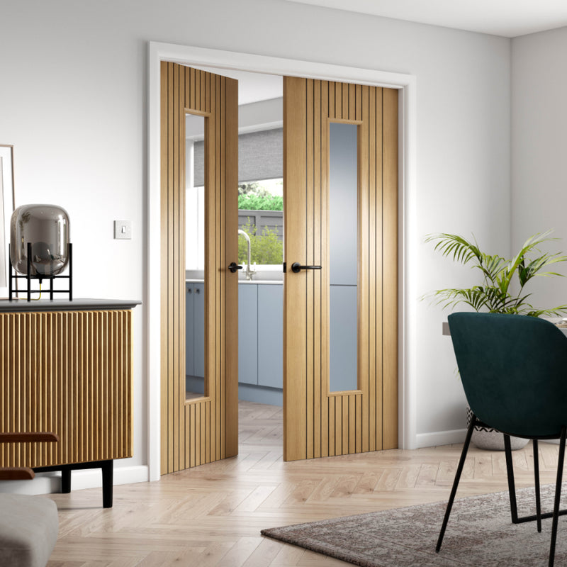 JB Kind Aria Oak Glazed Internal Door