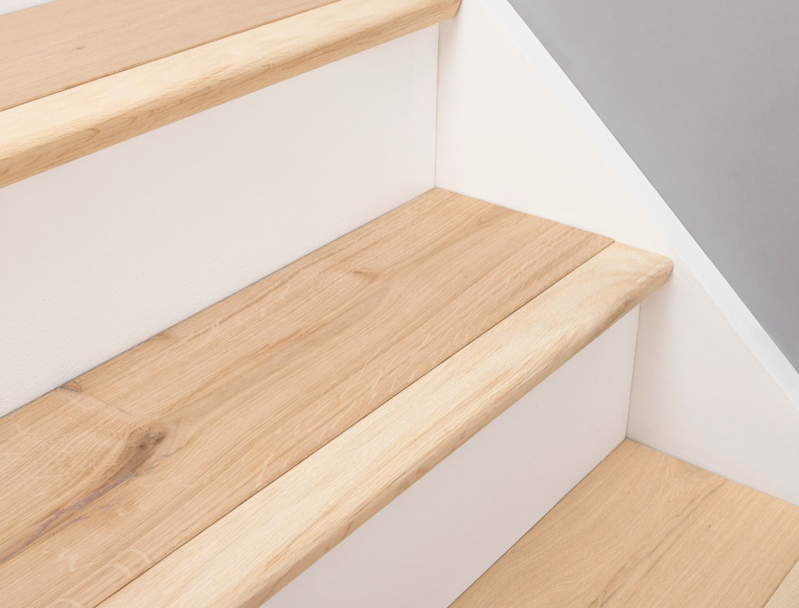 Unfinished Oak Stair Nosing 28 x 57 x 900mm
