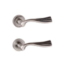 Atlantic OE110 Old English Richmond on Round Rose Door Handle Pack