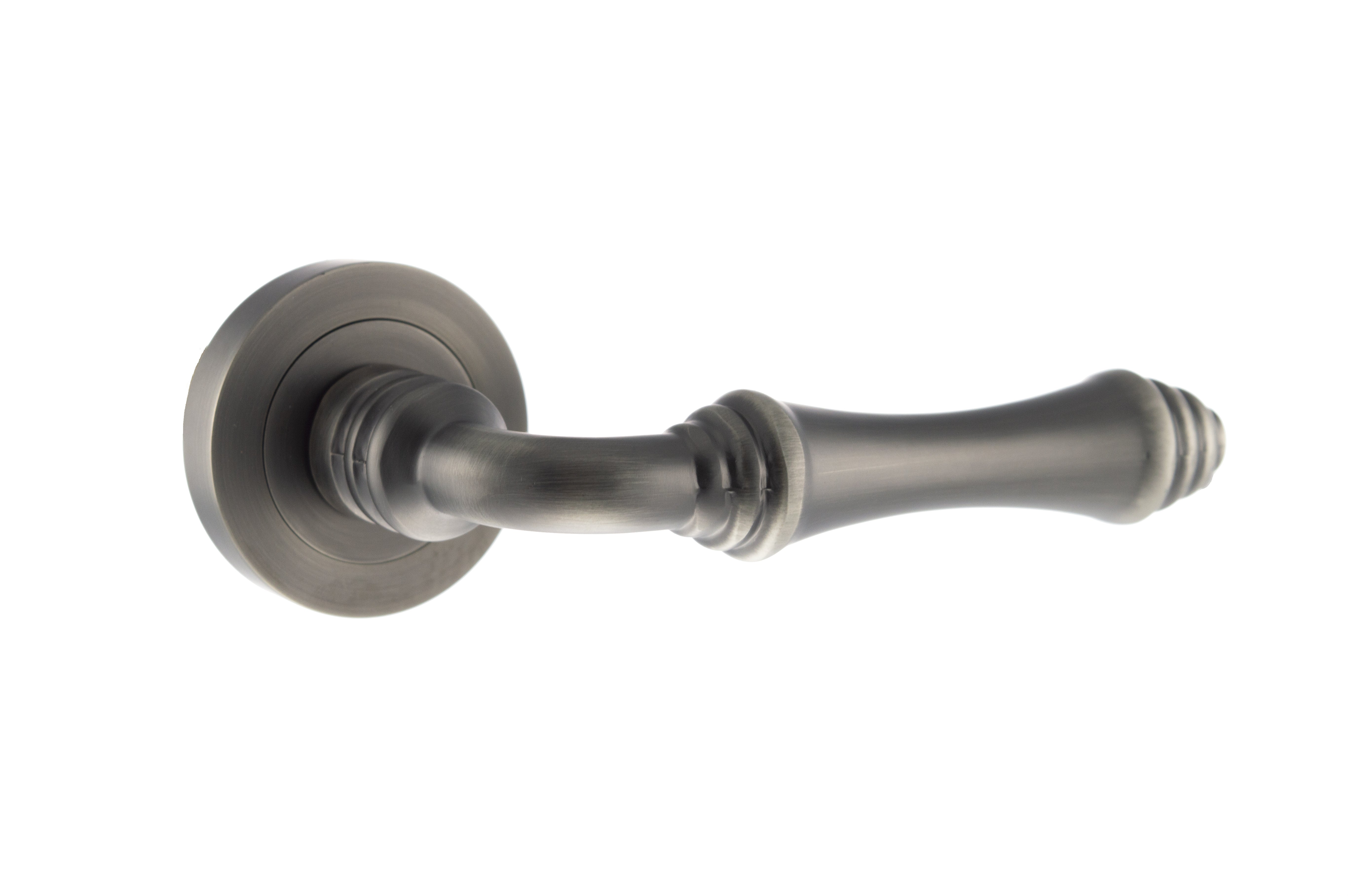 Atlantic OE127 Old English Durham on Round Rose Door Handle Pack