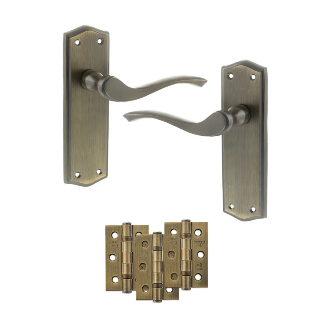 Atlantic OE178 Old English Warwick on Backplate Door Handle Pack