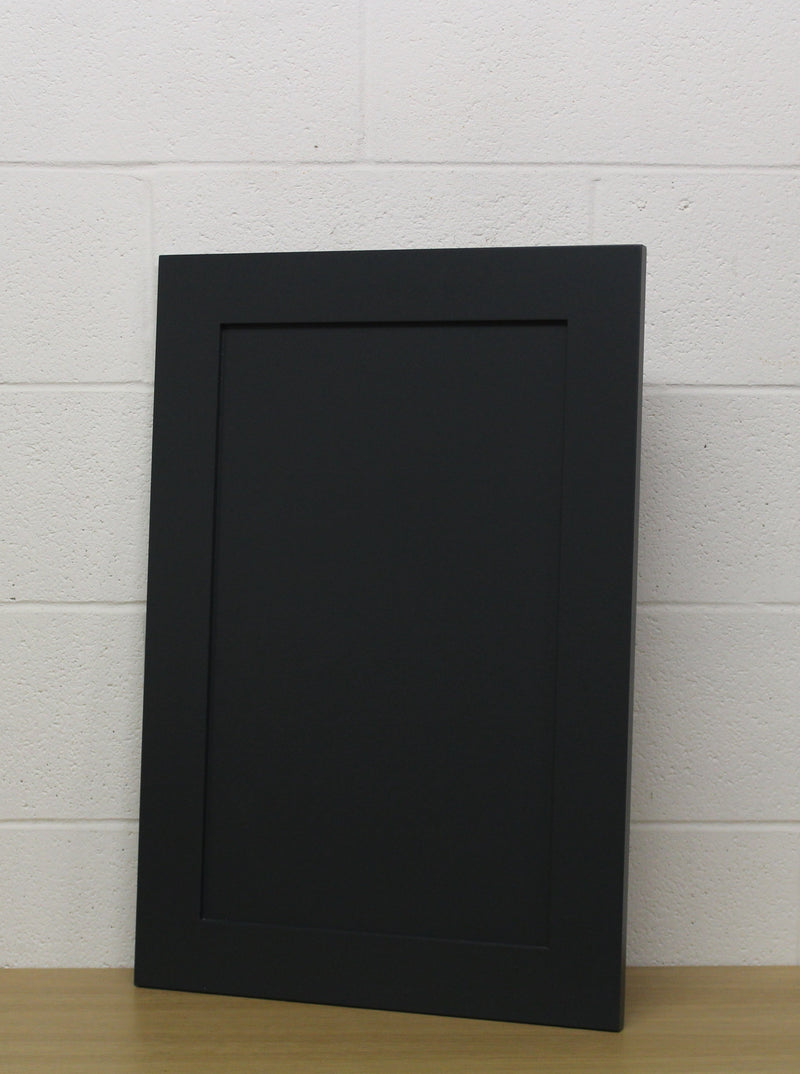 BTK Richmond | Made to Measure | Painted Shaker Kitchen Door