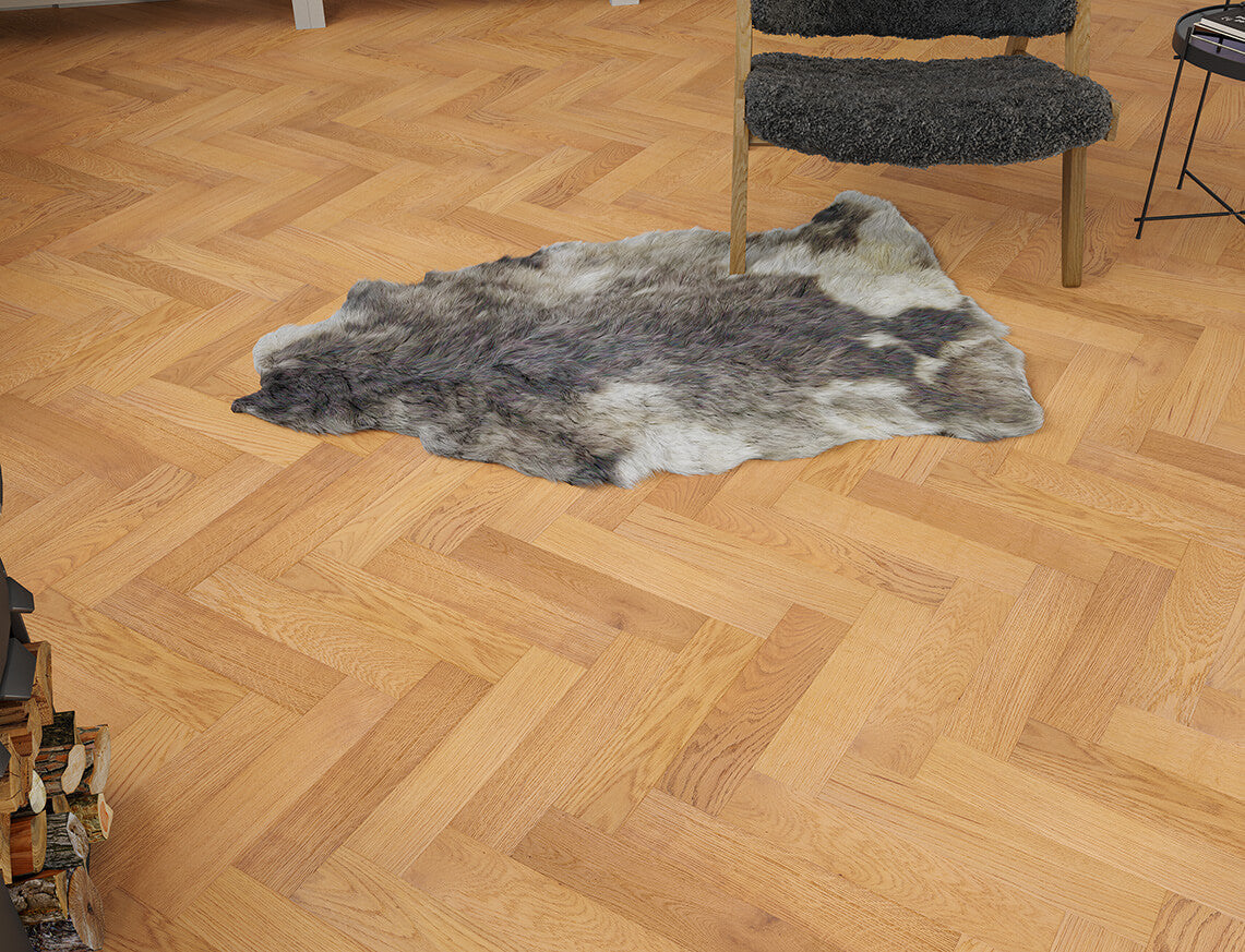 Roundhay Oak Golden Brushed Herringbone Engineered Wood Flooring | UV Lacquered | 90 x 400 x 15/4mm