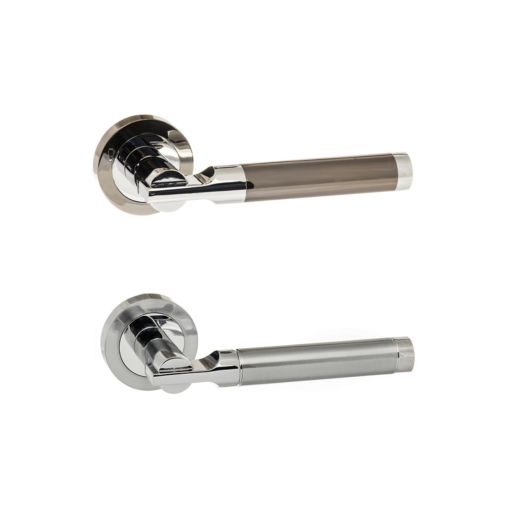 Atlantic S36R Status Dakota on Round Rose Door Handle Pack