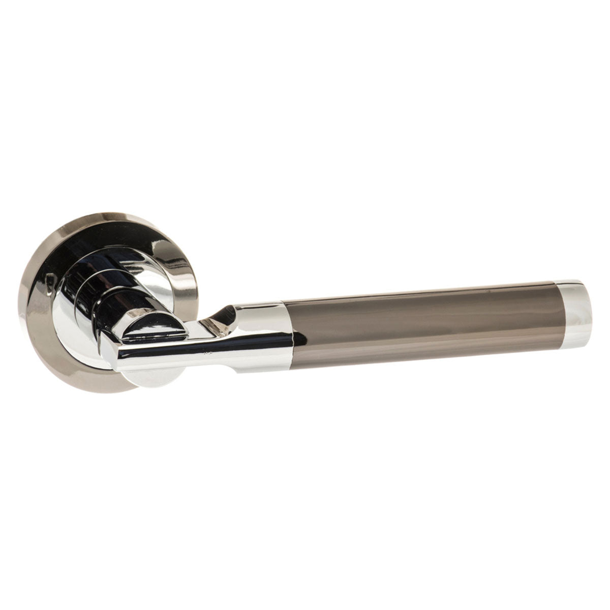 Atlantic S36R Status Dakota on Round Rose Door Handle Pack