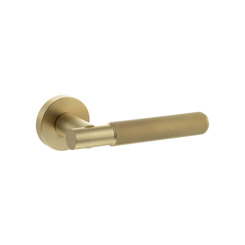 Atlantic Senza Pari Rosarno Knurled Lever Door Handle on Minimal Round Rose - Satin Brass