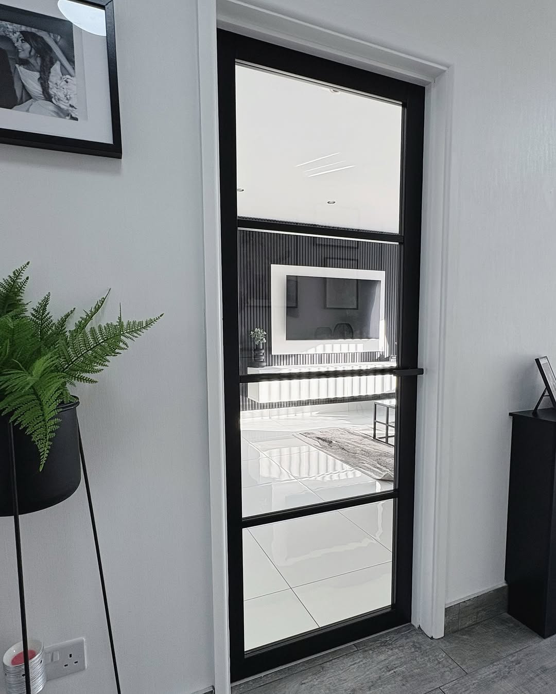 LPD Black Pre-Finished Soho Glazed