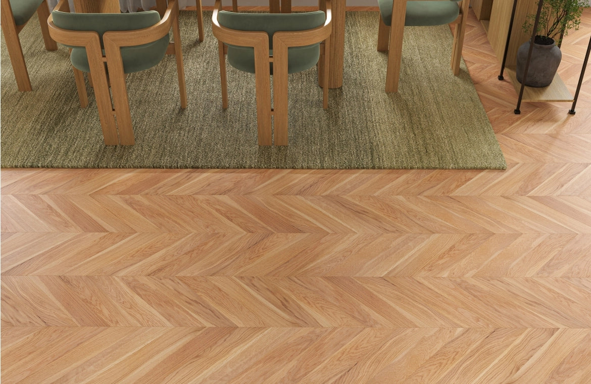 Ashridge Oak Natural Smooth Chevron Engineered Wood Flooring | UV Lacquered | 90 x 510 x 14/3mm