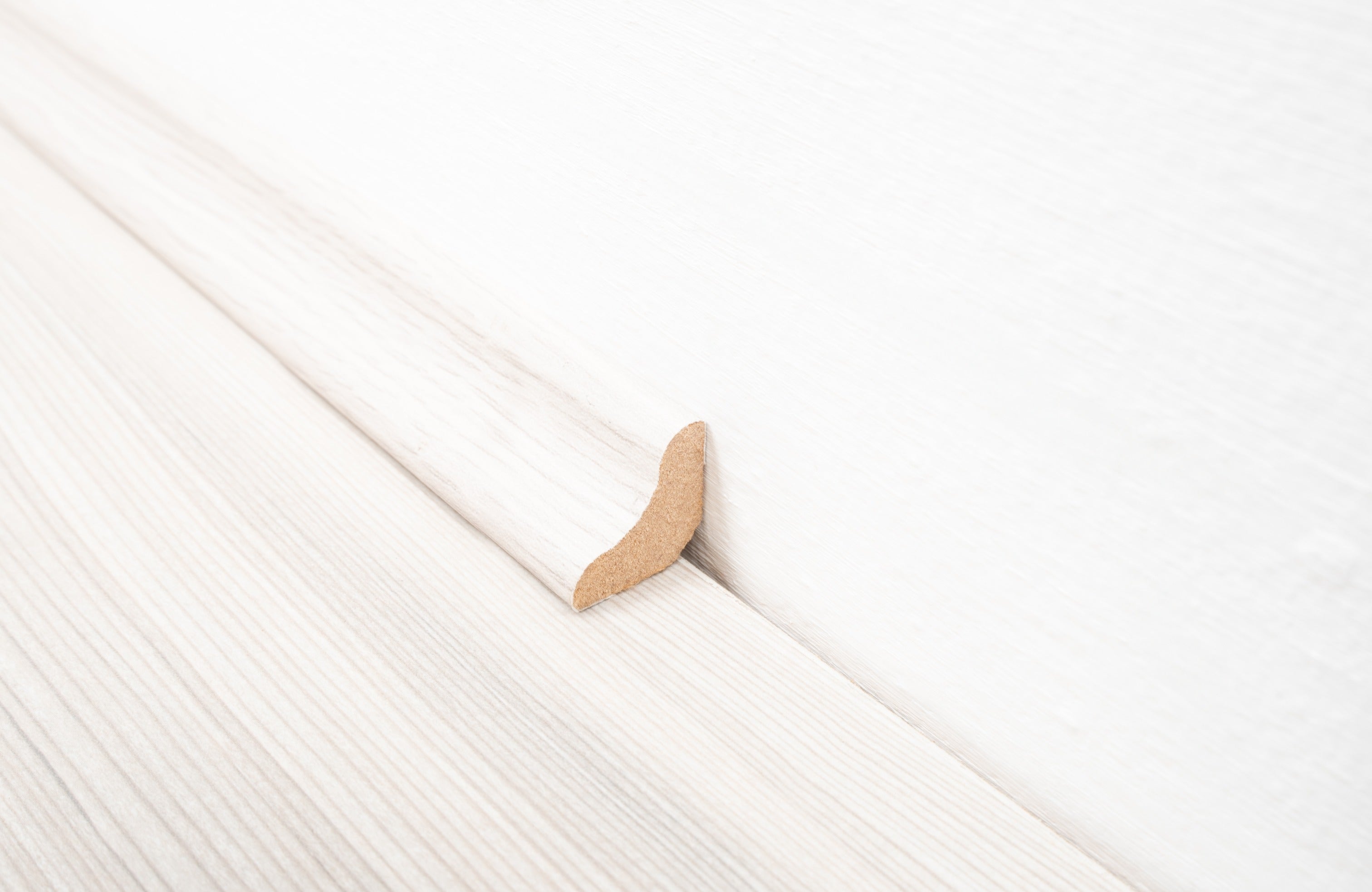 White Ash Laminate Beading 2400 x 18 x 18mm