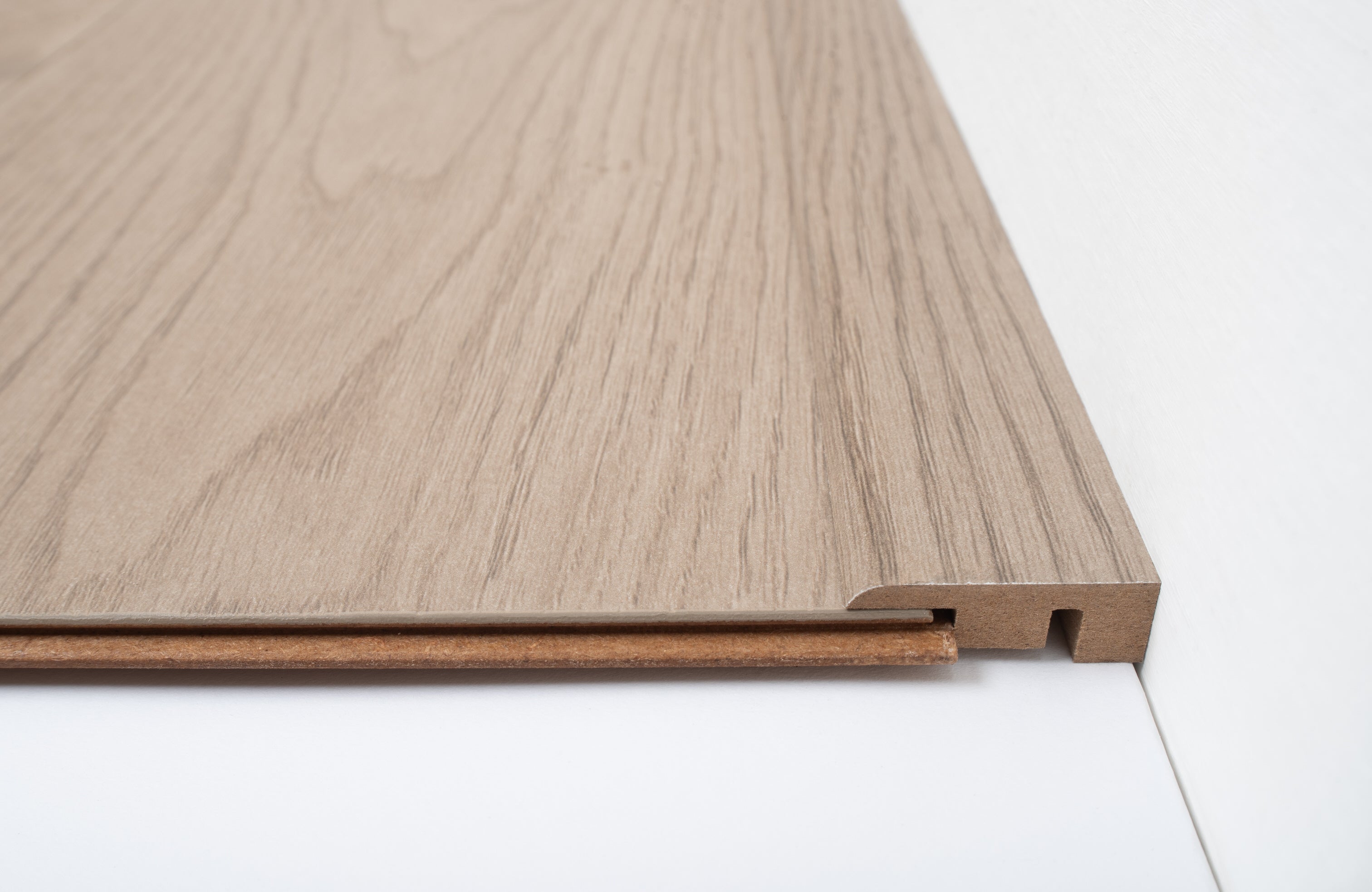 Vanilla Oak End Profile 2440 x 33 x 11.5mm