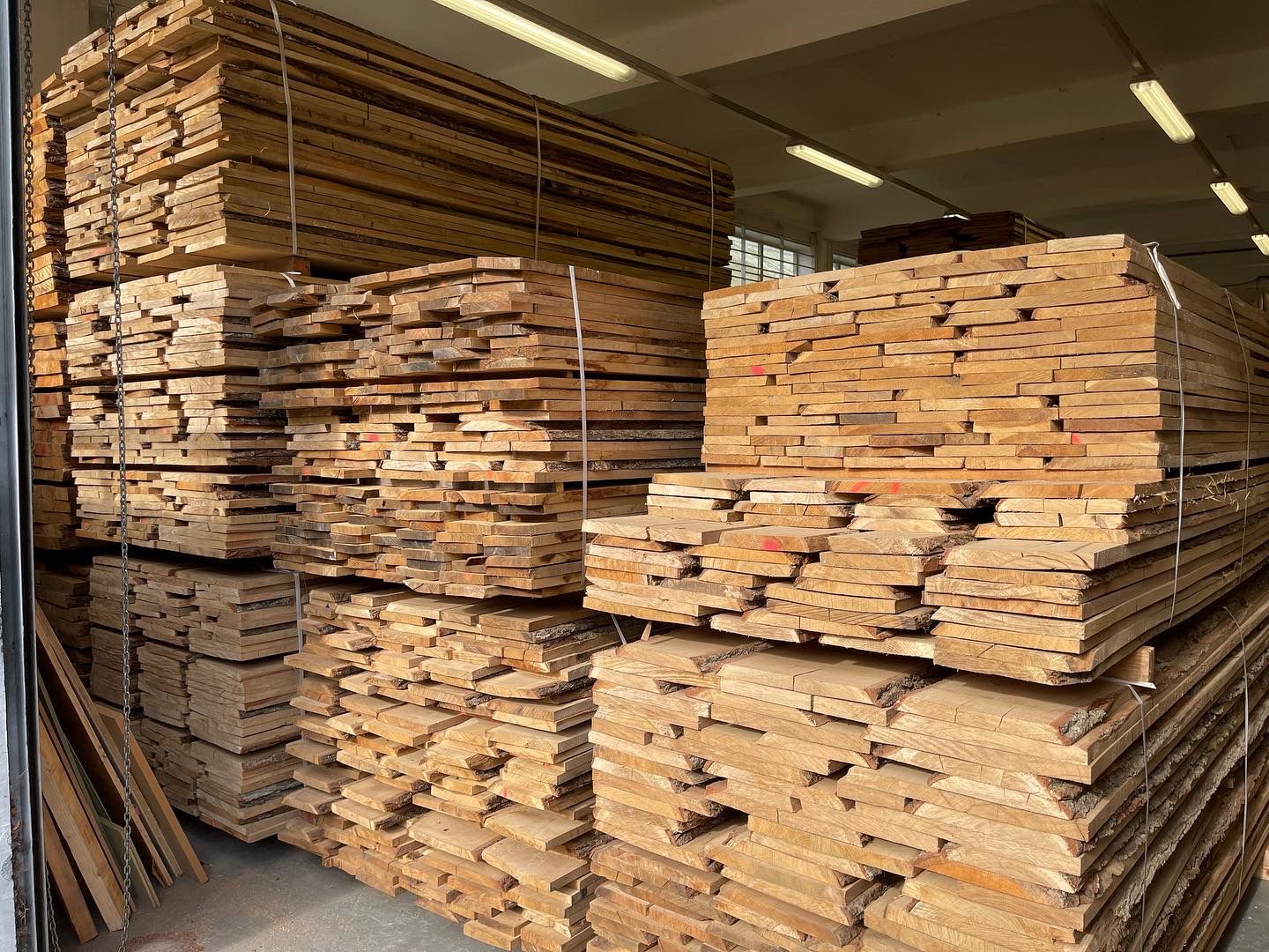 Joinery Solid Oak Rough Sawn Plank - 25mm