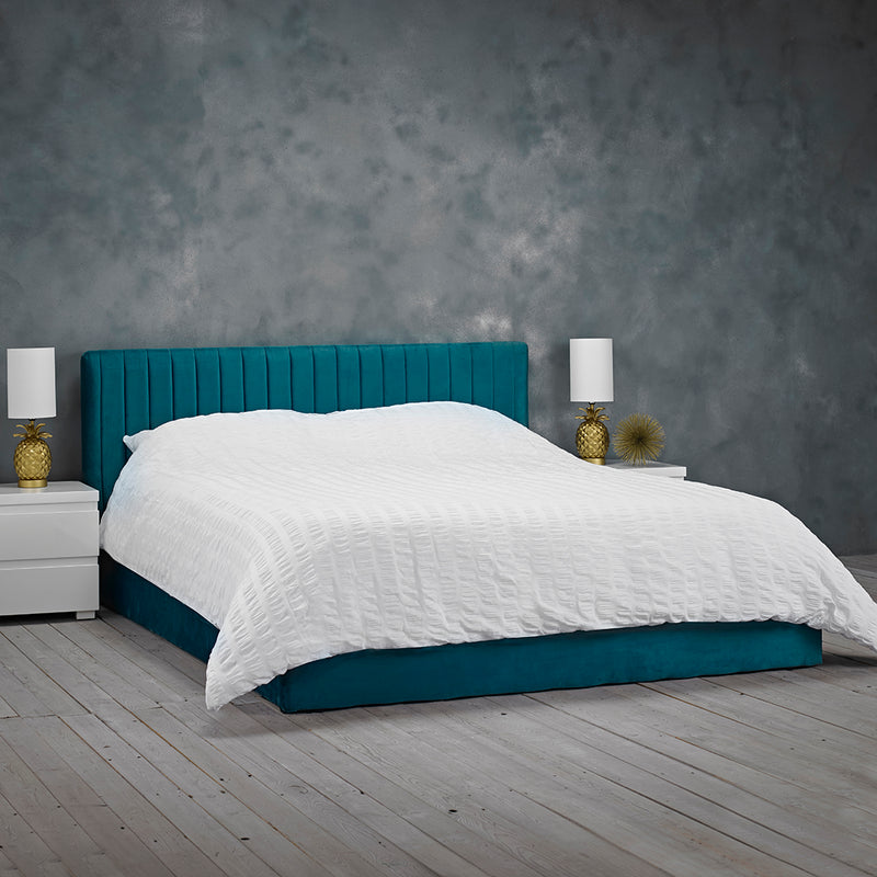 LPD Berlin Kingsize Bed