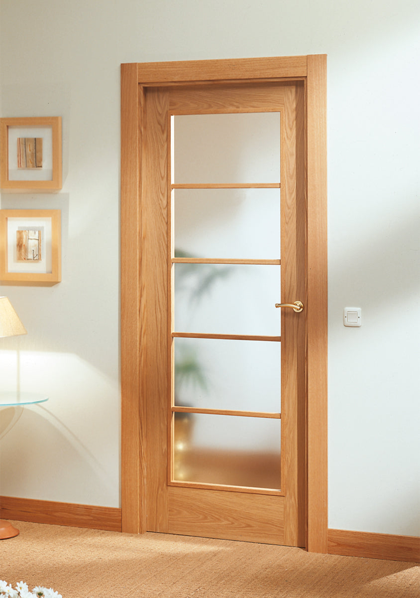 D5 V5 (shown here in Oak)