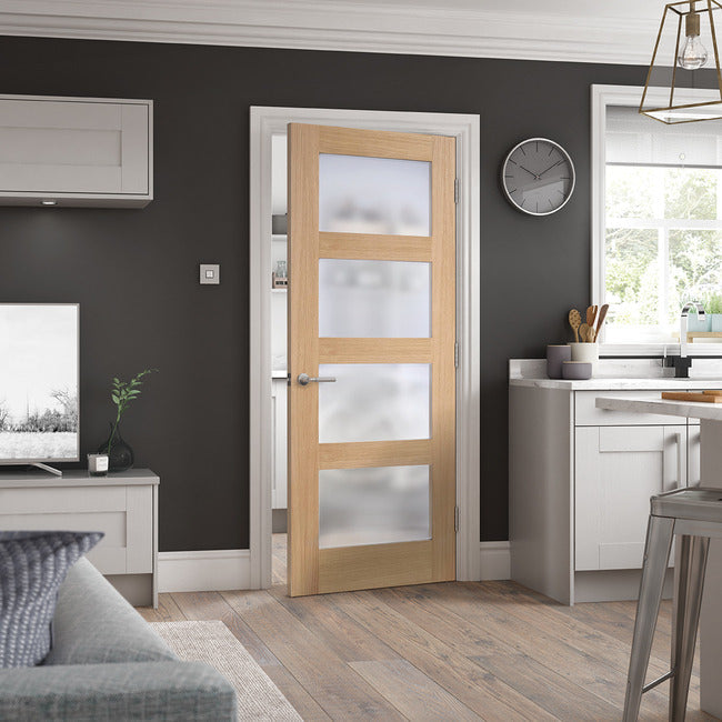 Shaker Glazed 4L Frosted Pre-finished Oak Door Kit